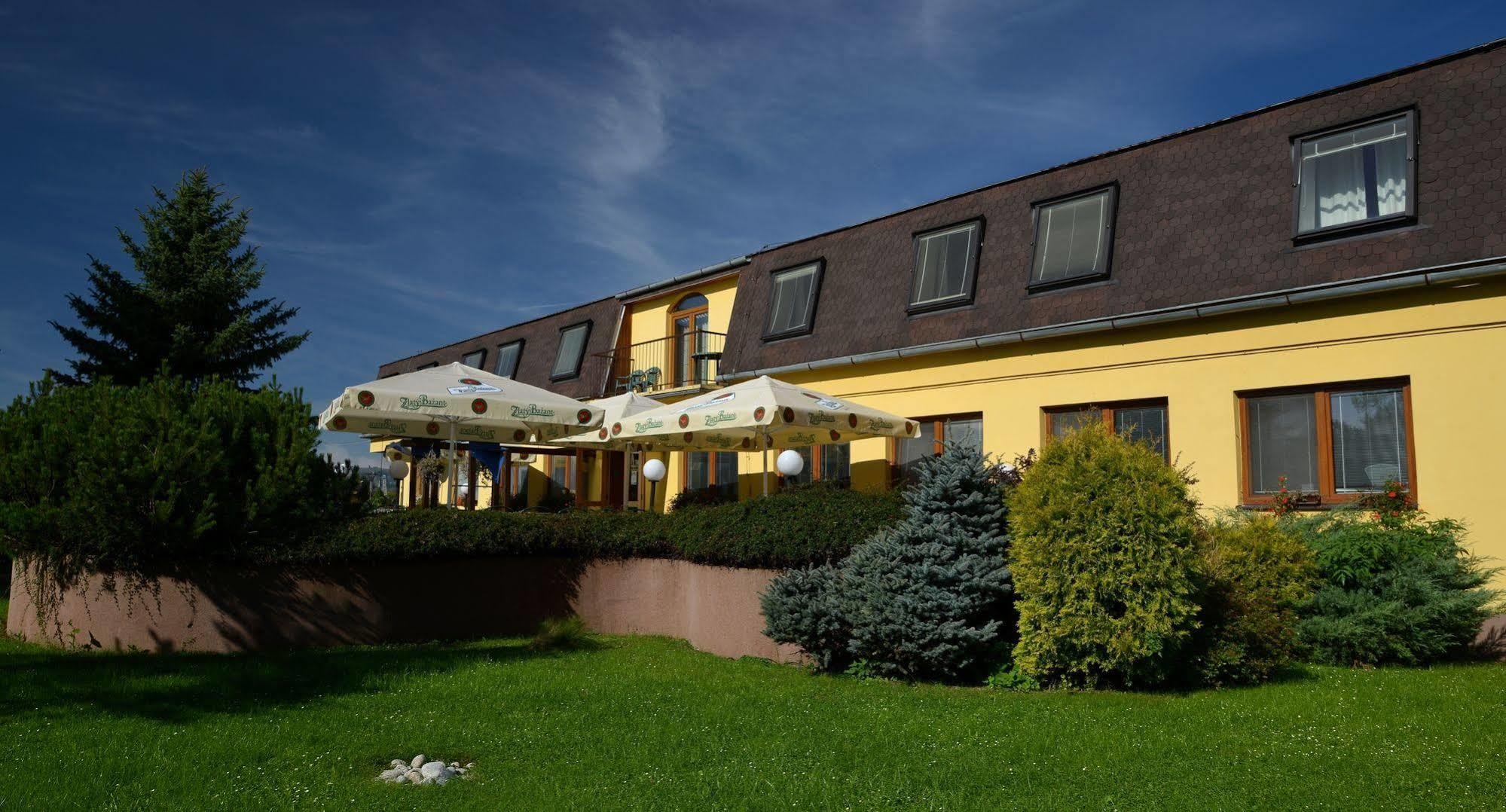 Penzion Agrothermal Bešeňová Eksteriør billede